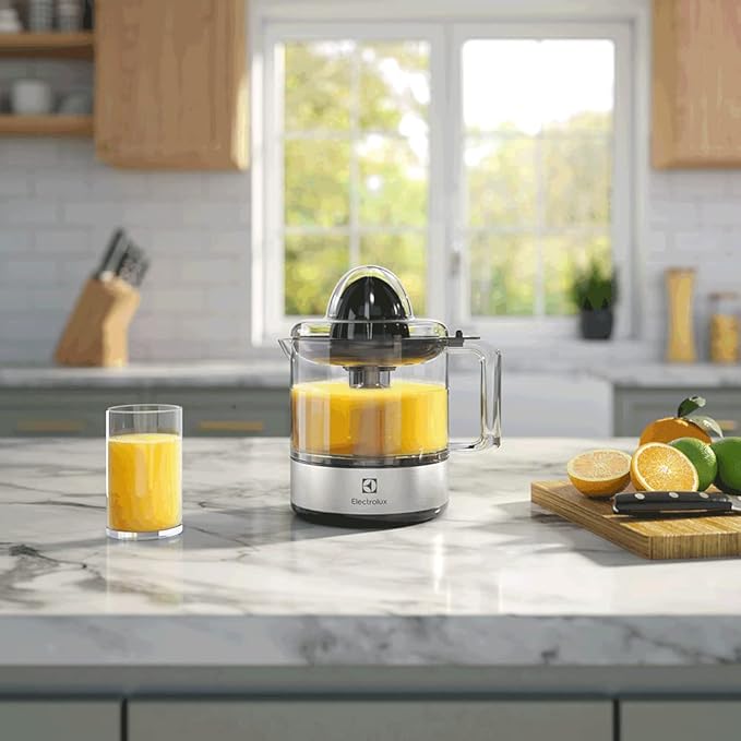 Espremedor de frutas laranja limão citrus Electrolux Efficient 800ML